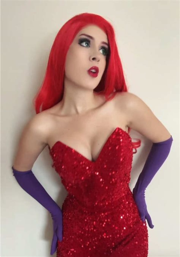 inCinders- Age, Net Worth, Height, Boyfriend, Nationality