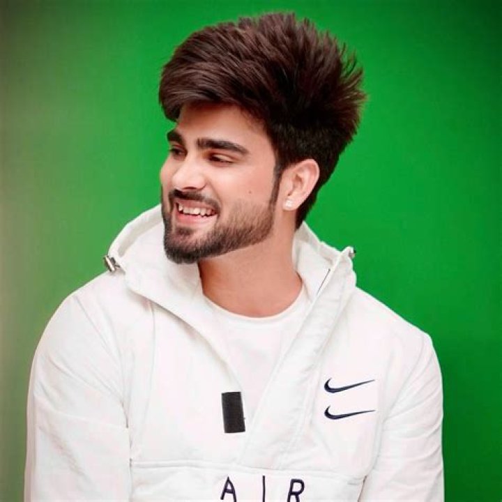 Inder Chahal- Wiki, Age, Height, Net Worth, Girlfriend, Ethnicity