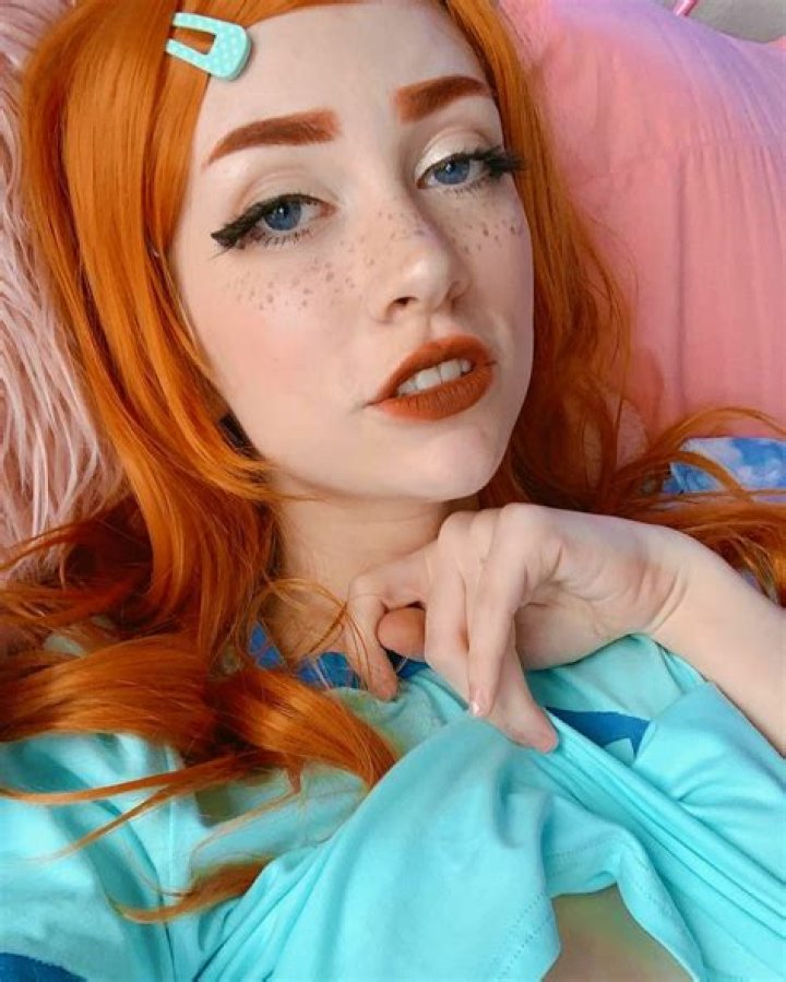 Indigo White- Wiki, Age, Height, Net Worth, Boyfriend, Ethnicity