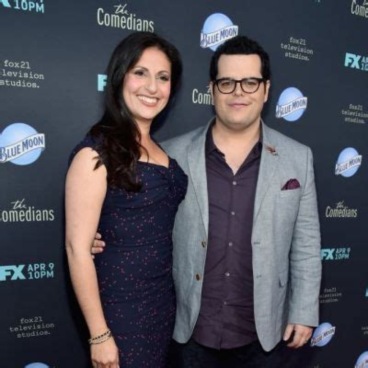 Inside Josh Gad And Ida Darvish Married Life