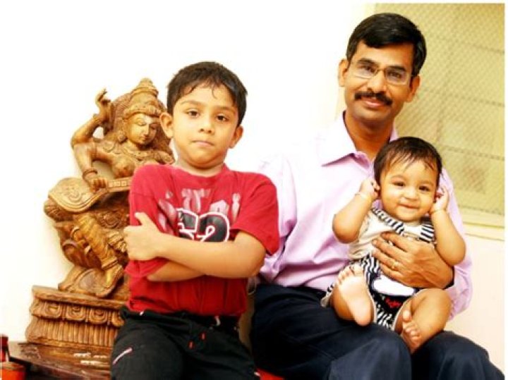 Irai Anbu- Net Worth, Bio, Age, Nationality, Wife, Marriage, Height, Career