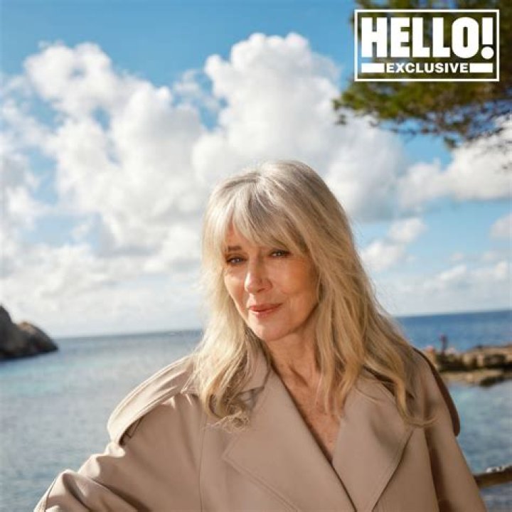 Is Selina Scott Married? She Confronted Her Lesbian Rumors