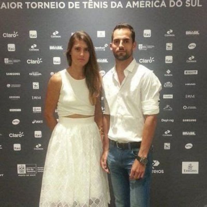 Is Sorana Cirstea Married Or Dating Anyone? Family And Relationship Explore