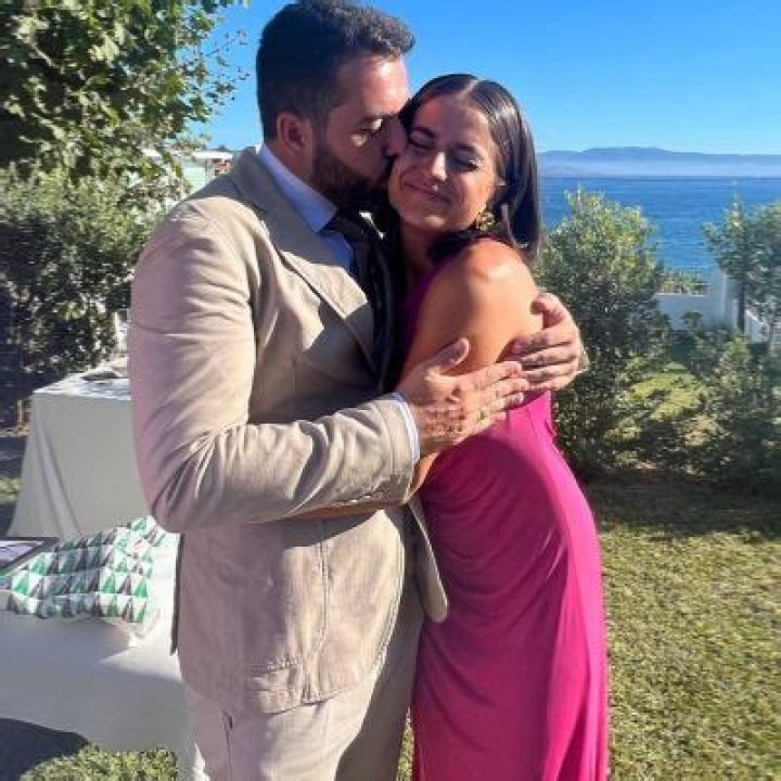 Isa Balado Pareja Boyfriend: Is She Dating Anyone? Dating History And Relationship