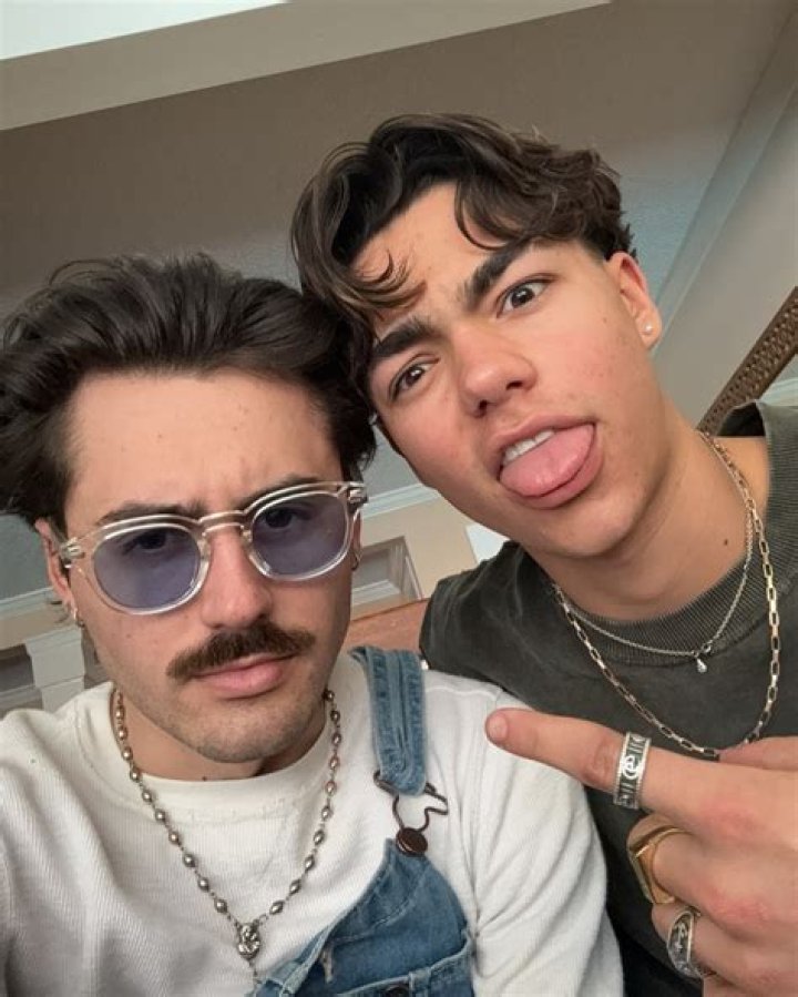 Isaak Presley- Wiki, Biography, Age, Height, Net Worth, Girlfriend