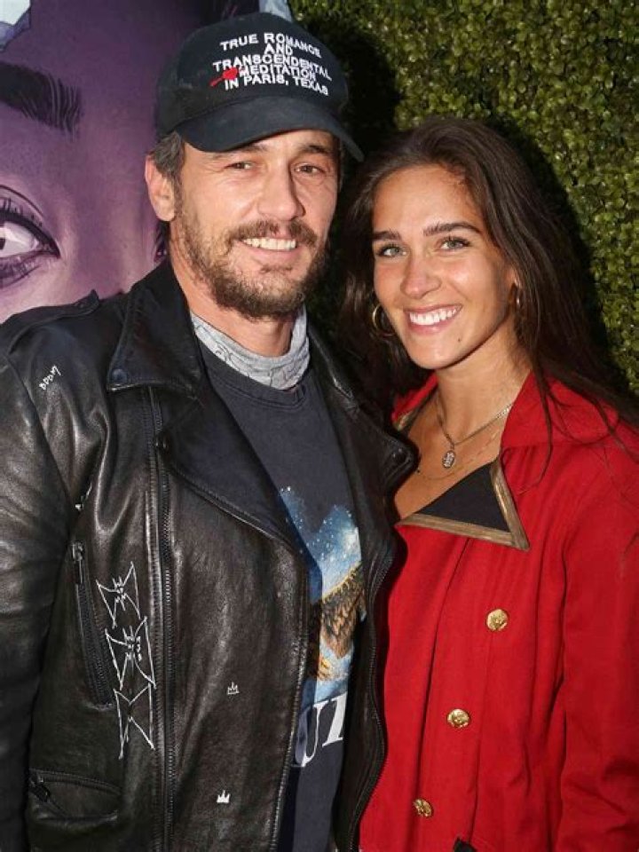 Isabel Pakzad- Bio, Age, Height, Net Worth, Boyfriend, Dating