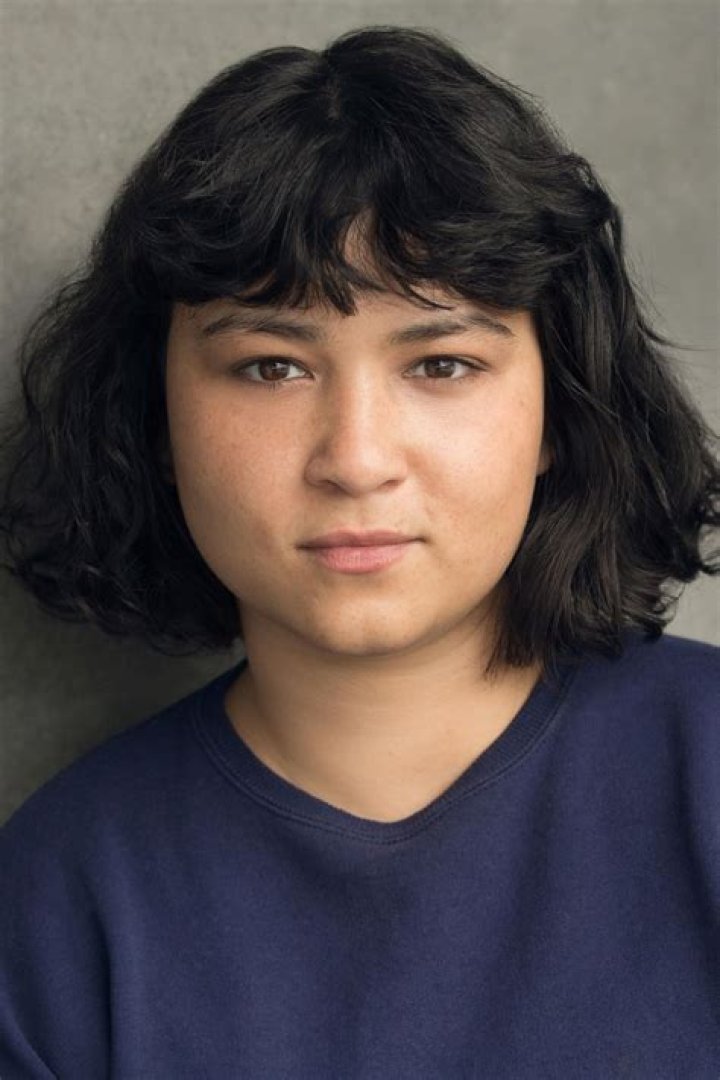 Isabella Laughland- Wiki, Age, Height, Net Worth, Career