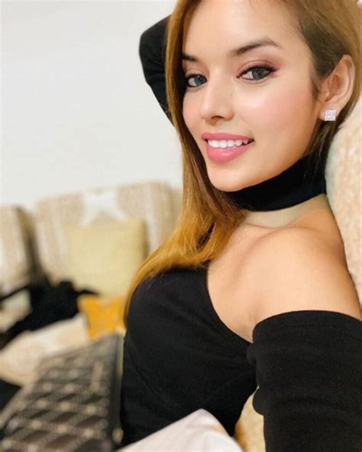 Isha Negi- Wiki, Age, Height, Net Worth, Boyfriend, Ethnicity