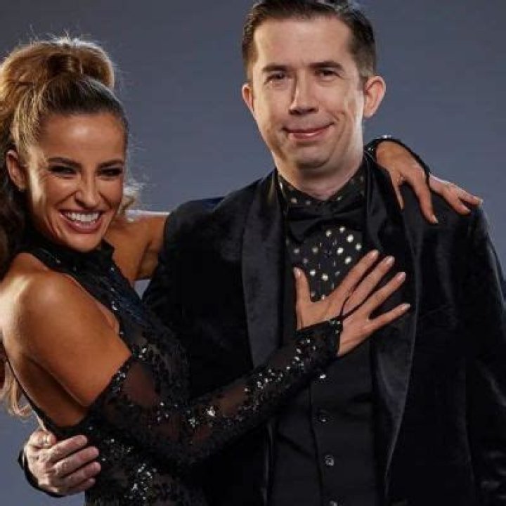 Issa Schultz Sexuality & Relationship: Is He Gay? Is He Married To Eleanor Schultz?