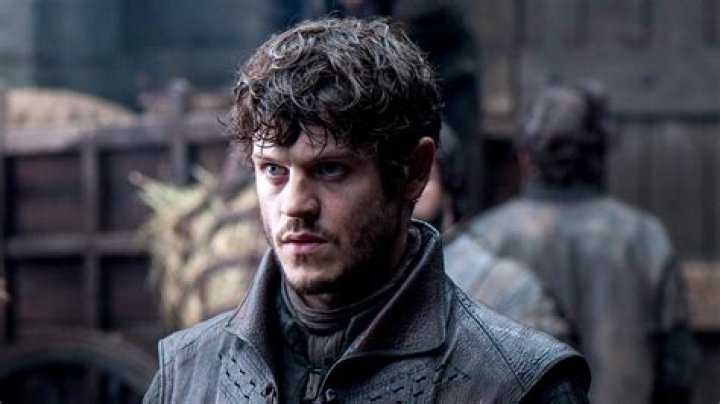 Iwan Rheon- Net Worth, Bio, Age, Wife, Height, Career