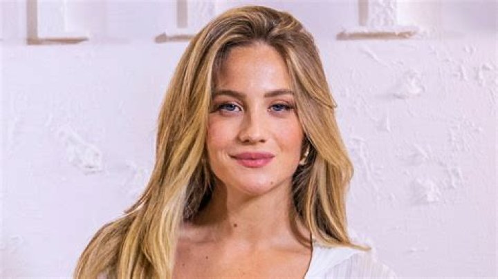 Izabel Kovacic- Everything You Need To Know About Her