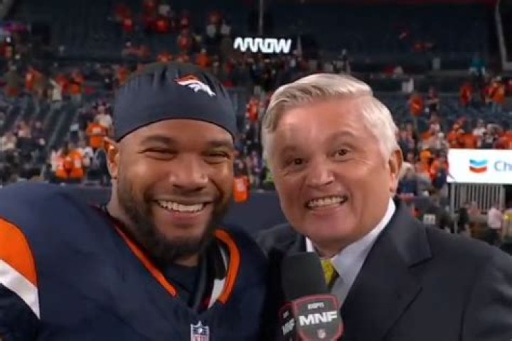 J.K. Dobbins- Wiki, Age, Girlfriend, Ethnicity, Net Worth, Height, Career