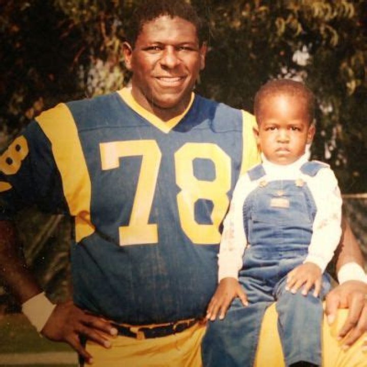 Jackie Slater Net Worth: How Rich Is He? Explore His Salary And Earnings Detail