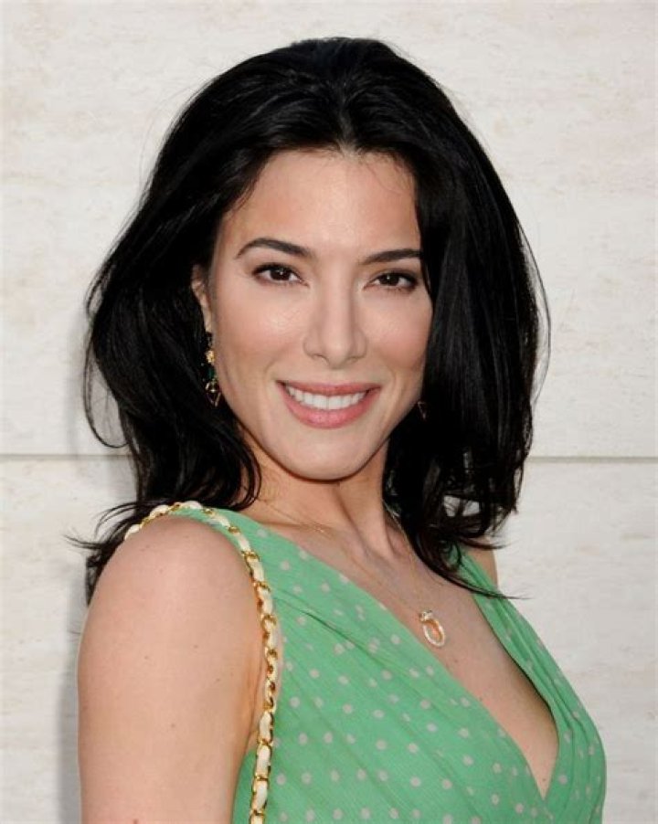 Jaime Murray- Bio, Wiki, Age, Height, Net Worth, Relationship, Career