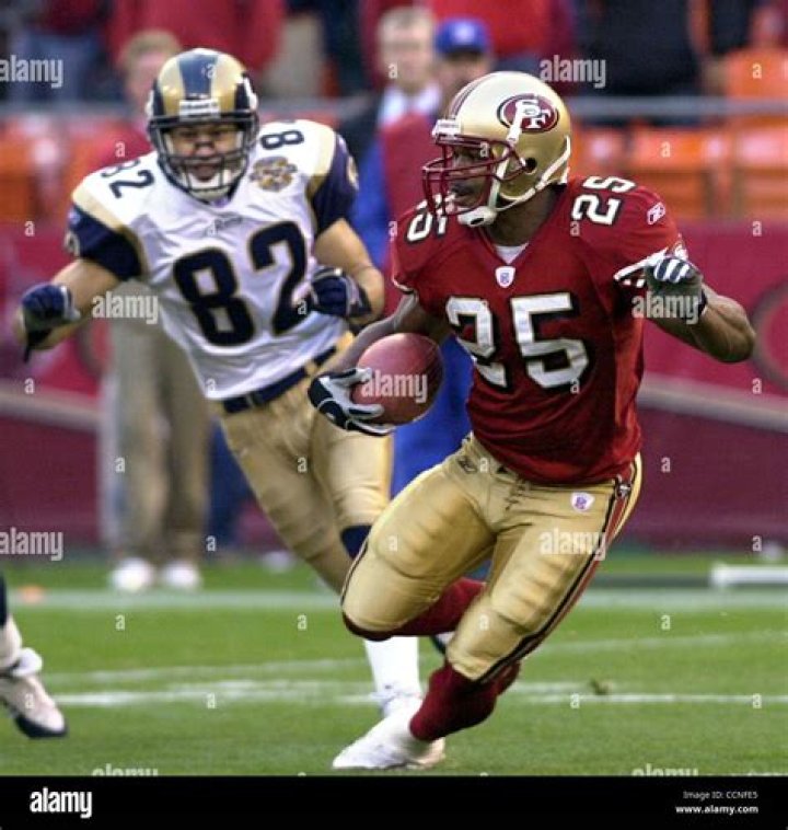 Jamal Robertson- Biography, Age, Height, Net Worth, Girlfriend, Dating