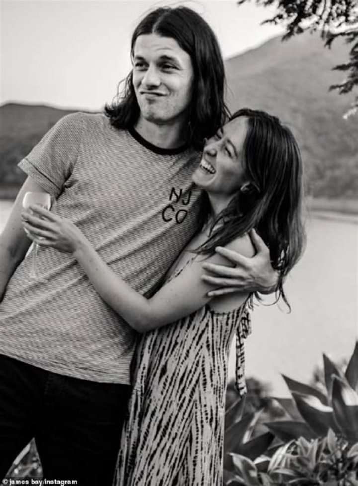 James Bay Got Married To His Girlfriend Lucy Smith