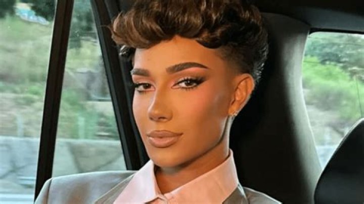 James Charles- Bio, Wiki, Age, Height, Weight, Net Worth, Relationship