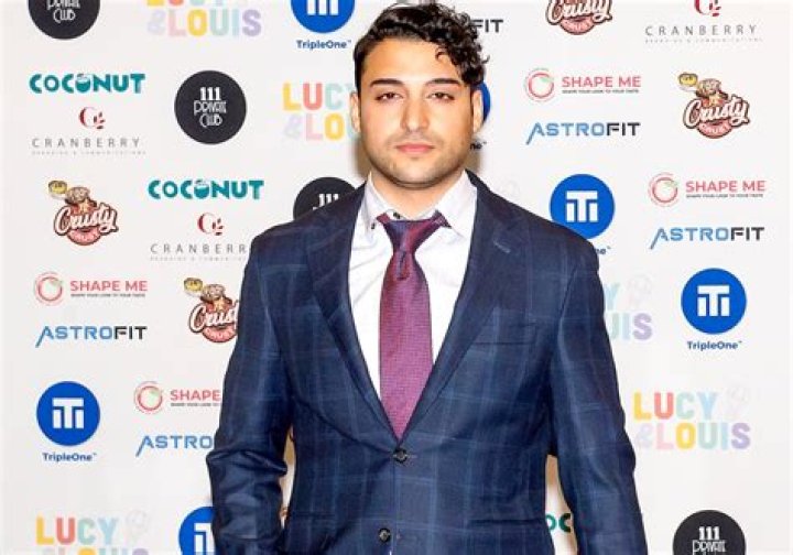James William Awad- Wiki, Age, Net Worth, Girlfriend, Dating, Height