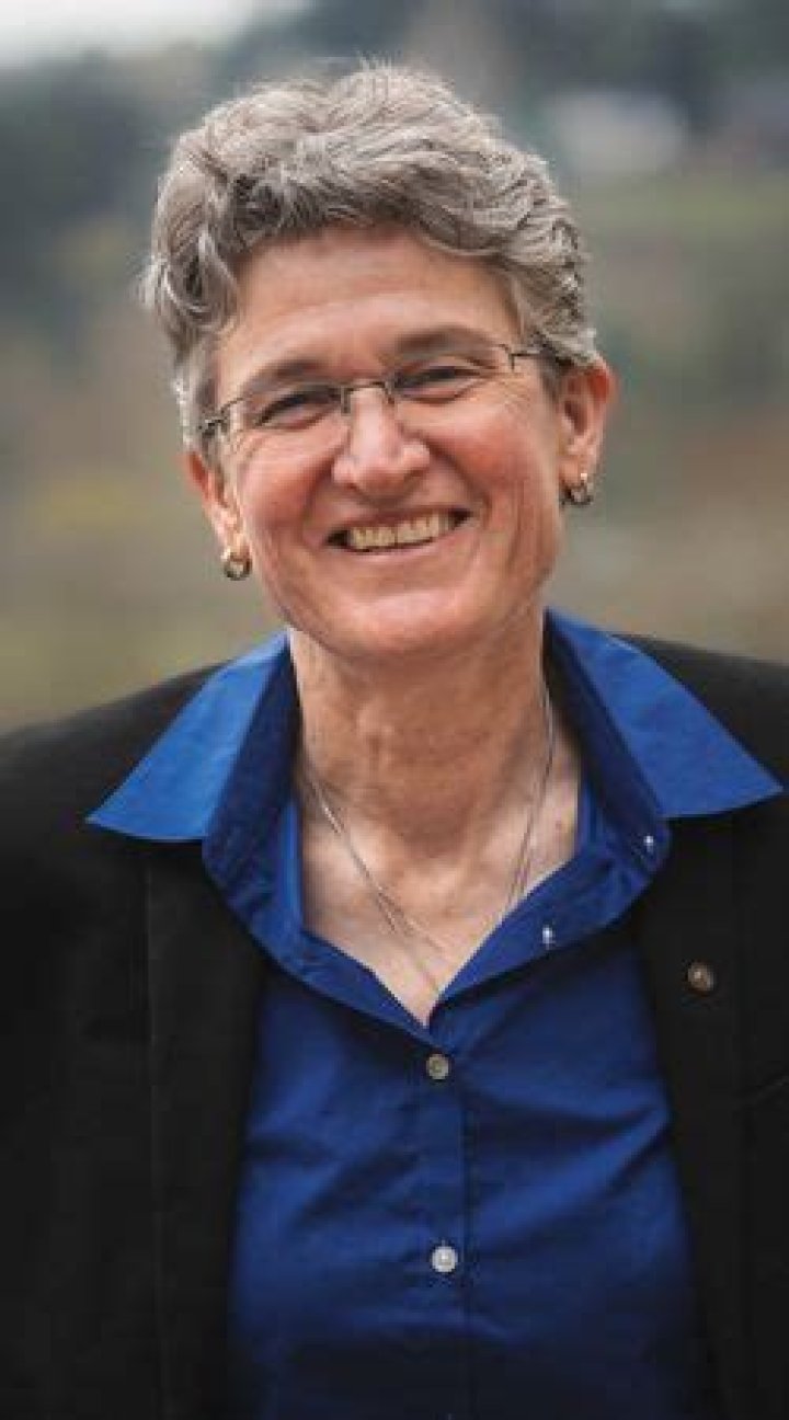 Jamie McLeod-Skinner- Wiki, Age, Husband, Net Worth, Height, Career