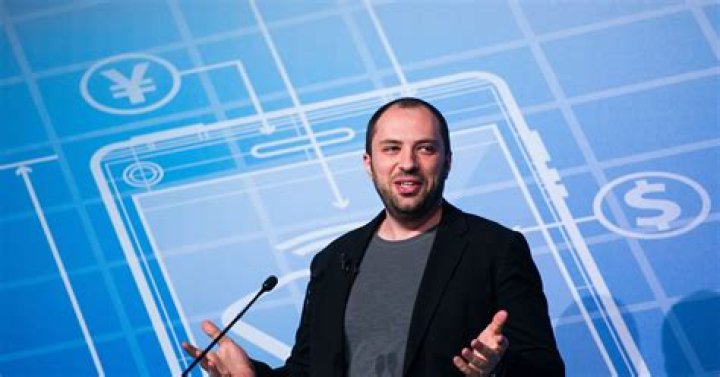 Who Is Jan Koum? Wiki, Age, Height, Wife, Net Worth, Ethnicity, Career