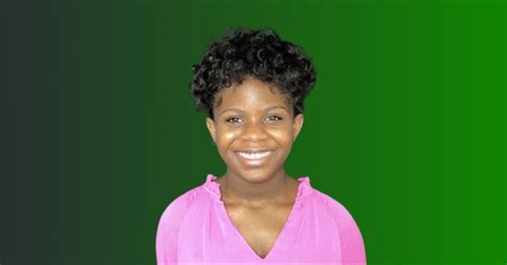 
Janna Breslin- Age, Boyfriend, Height, Net Worth, Career, Nationality	