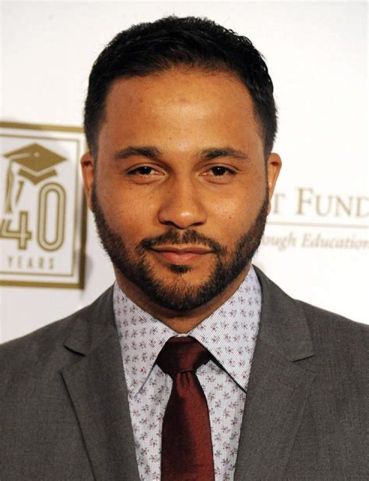 
Jason Dirden- Wiki, Age, Height, Net Worth, Wife, Ethnicity	