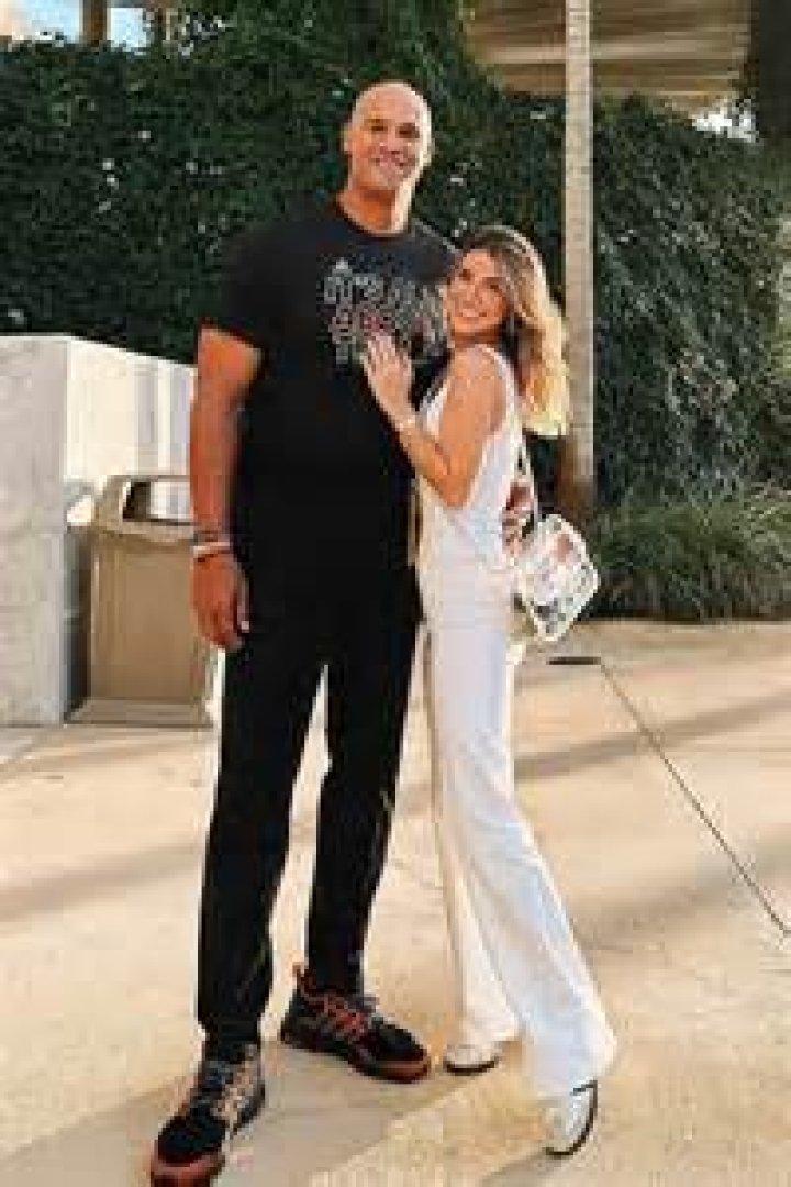 Who Is Jason Taylor? Wiki, Age, Height, Net Worth, Wife, Marriage