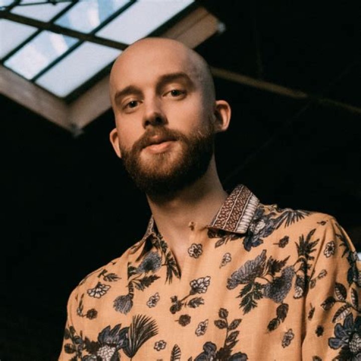 Jaymes Young- Wiki, Biography, Age, Height, Net Worth, Girlfriend