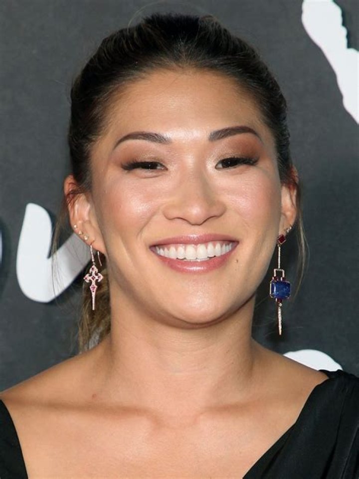 Jenna Ushkowitz- Wiki, Age, Height, Net Worth, Husband, Ethnicity