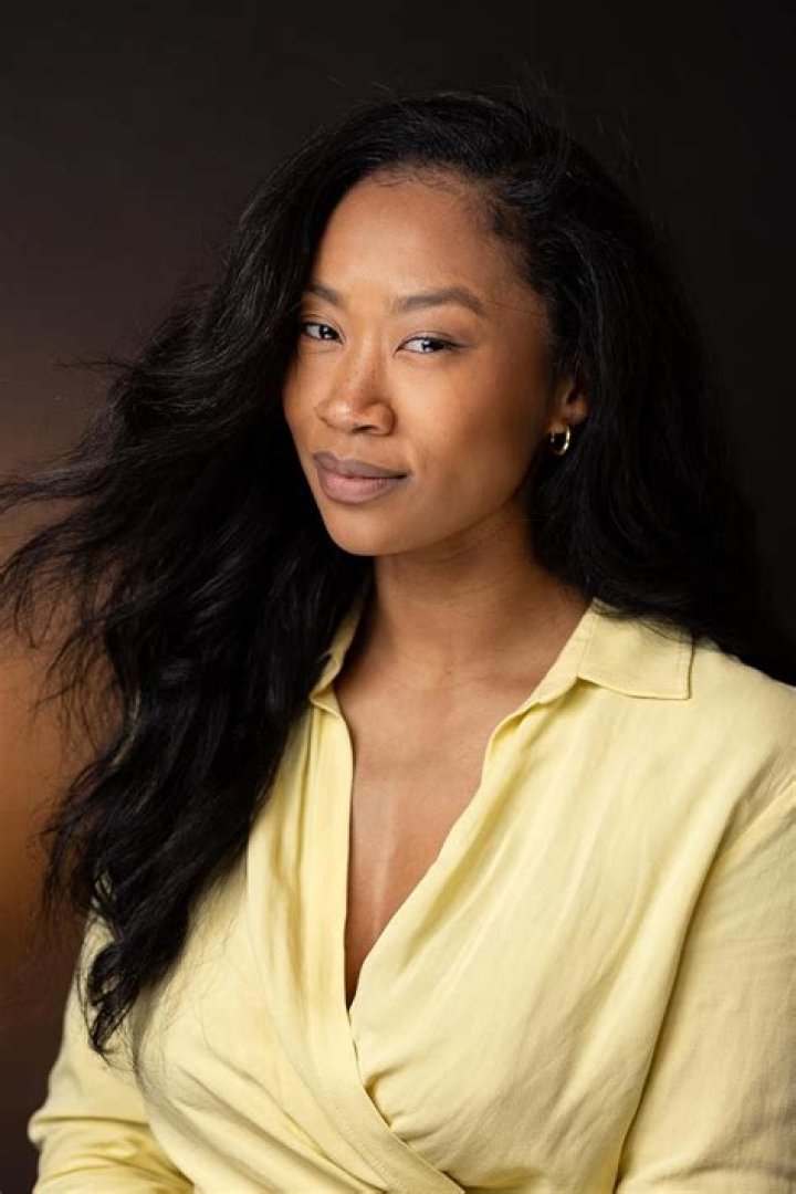 Jennie Pegouskie- Bio, Age, Height, Net Worth, Boyfriend, Dating