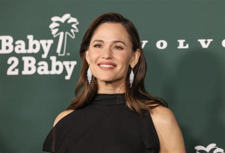 Jennifer Garner- Age, Husband, Net Worth, Height, Ethnicity