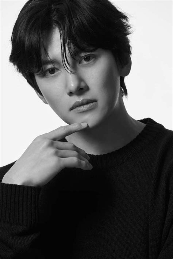 Ji Chang-wook- Biography, Age, Height, Net Worth, Girlfriend, Ethnicity