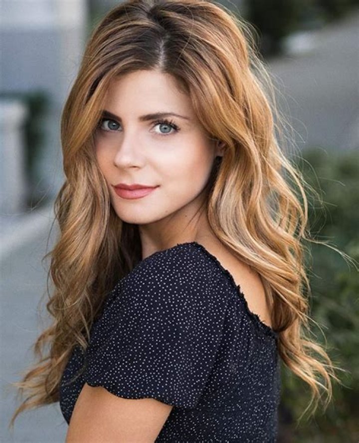 Jinjara Mitchell- Wiki, Age, Height, Net Worth, Boyfriend, Ethnicity