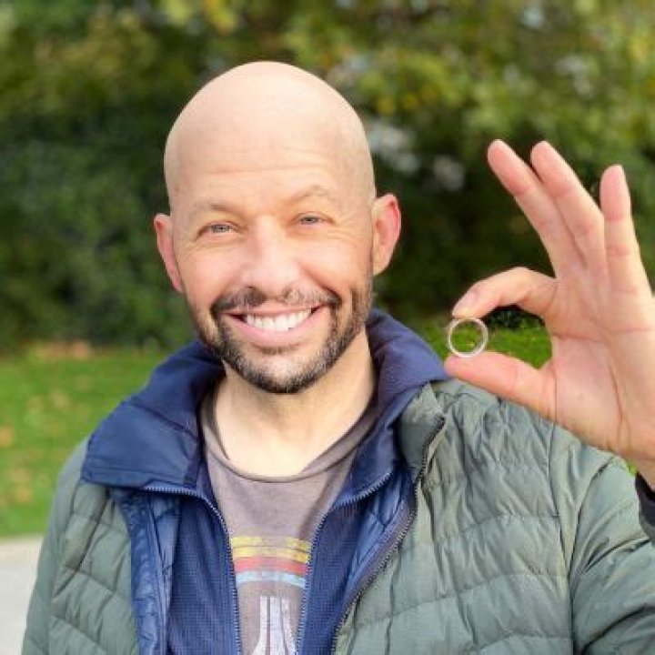 Jon Cryer Net Worth: How Rich Is He? Lifestyle & Career Highlights