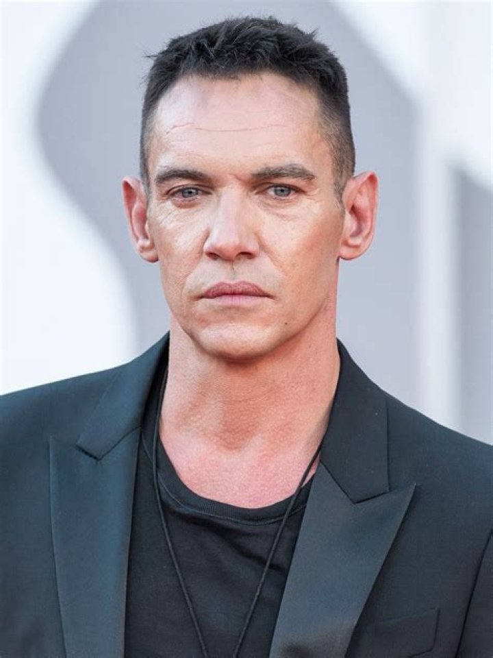 Who Is Jonathan Rhys Meyers? Wiki, Age, Height, Girlfriend, Net Worth, Ethnicity