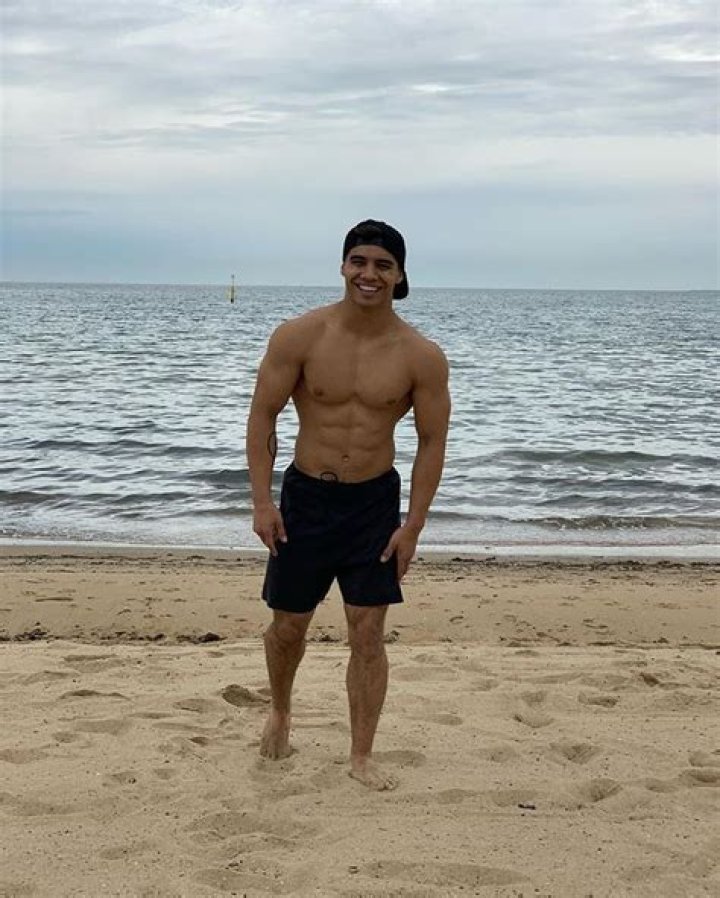 Jordan Buhat- Wiki, Age, Height, Net Worth, Wife, Marriage