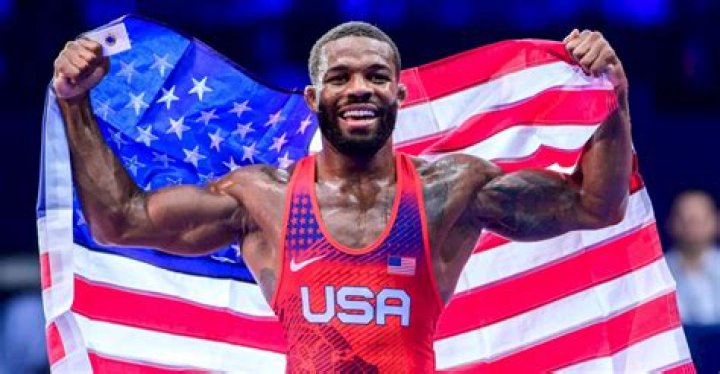 Jordan Burroughs- Wiki, Age, Wife, Ethnicity, Net Worth, Height, Career