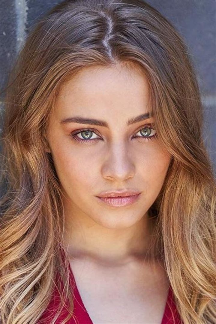 Josephine Langford- Net worth, Age, Boyfriend, Height, , Movies, Career