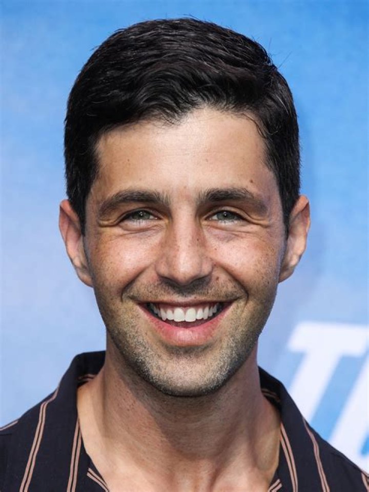 Josh Peck- Net Worth, Bio, Age, Wife, Children, Height, Ethnicity
