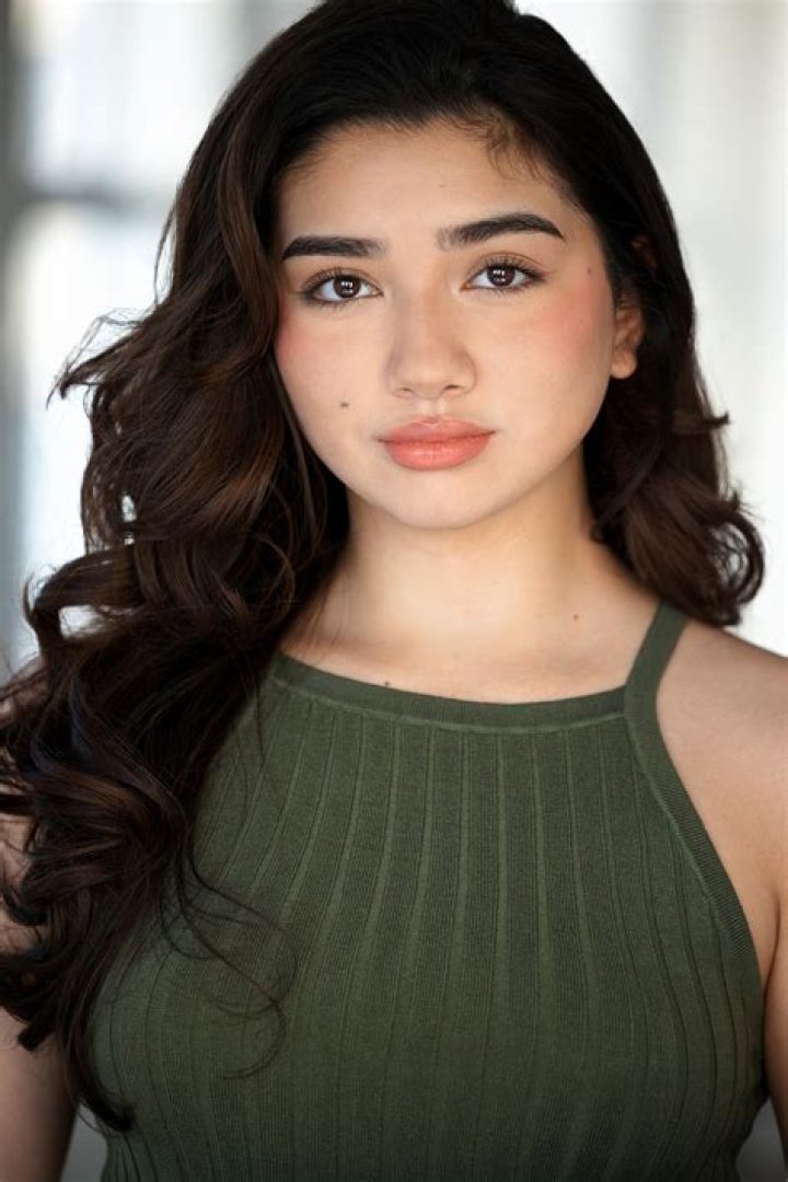 Julia Garcia- Wiki, Age, Height, Net Worth, Boyfriend, Ethnicity