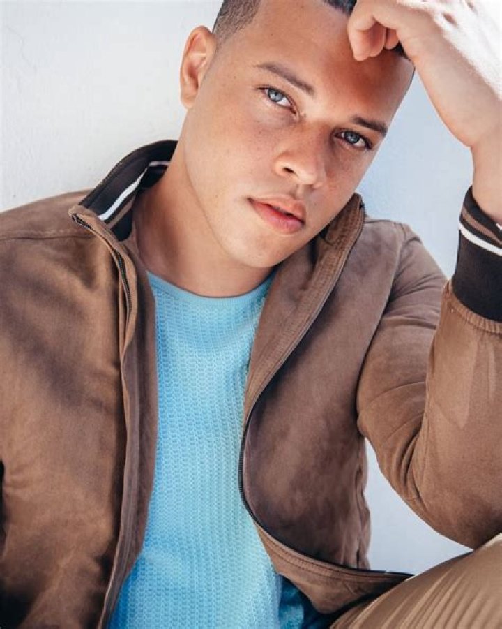 Julian Henry De Niro- Wiki, Age, Bio, Height, Girlfriend, Career, Net Worth