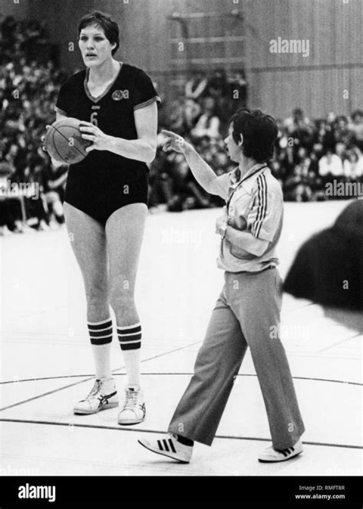 Juliana Semenova- Wiki, Age, Height, Net Worth, Boyfriend