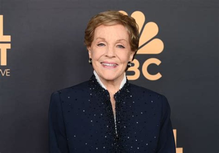 Who Is Julie Andrews? Wiki, Age, Net Worth, Husband, Height, Career