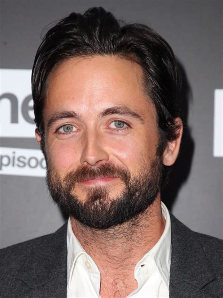 Justin Chatwin- Biography, Age, Net Worth, Wife, Height, Ethnicity, Career