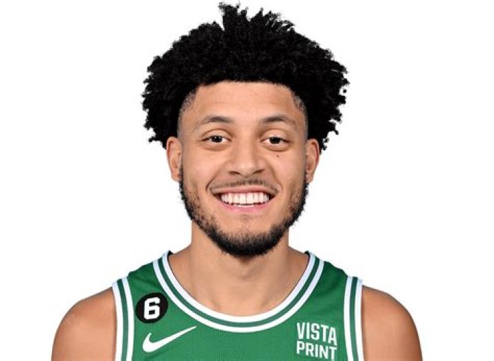 Justin Jackson- Age, Girlfriend, Net Worth, Height, Ethnicity