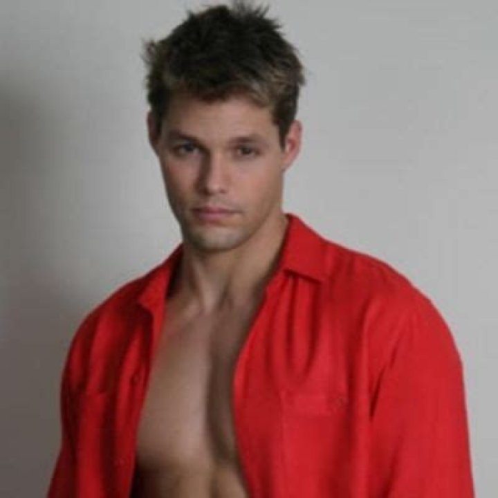 Justin Shane Bruening- Age, Height, Girlfriend, Net Worth, Ethnicity