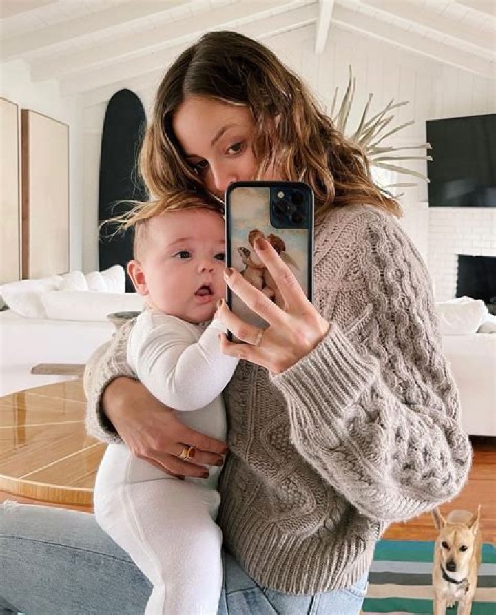 Kaitlynn Carter- Biography, Age, Height, Net Worth, Husband, Marriage