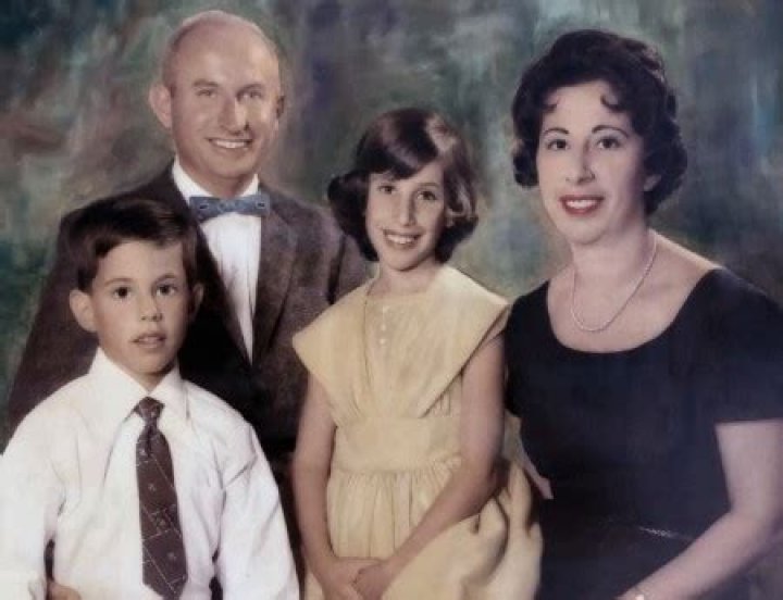 
Who Is Kalman Seinfeld? Everything You Need To Know About Kalman Seinfeld	