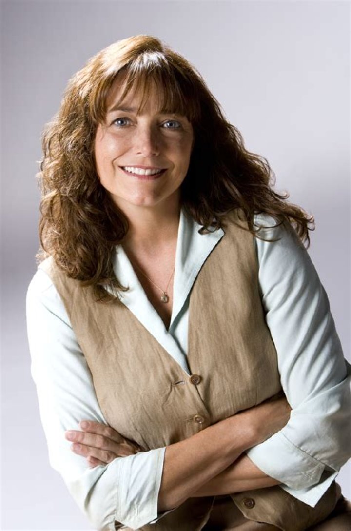 Karen Allen- Wiki, Age, Height, Husband, Net Worth, Ethnicity