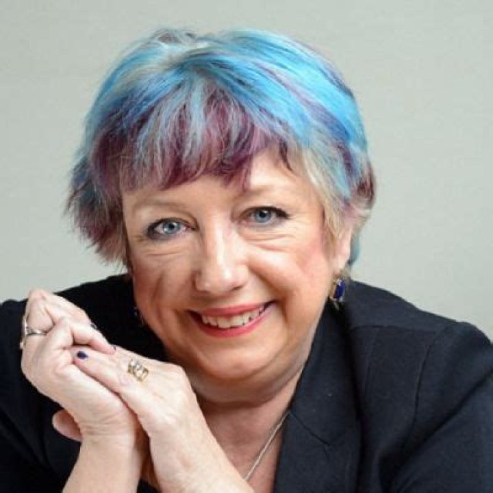 Karen Lumley Illness: What Happened To Her? Family And Net Worth Explore